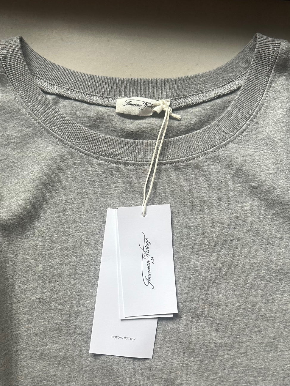 Close-up American vintage t-shirt light grey