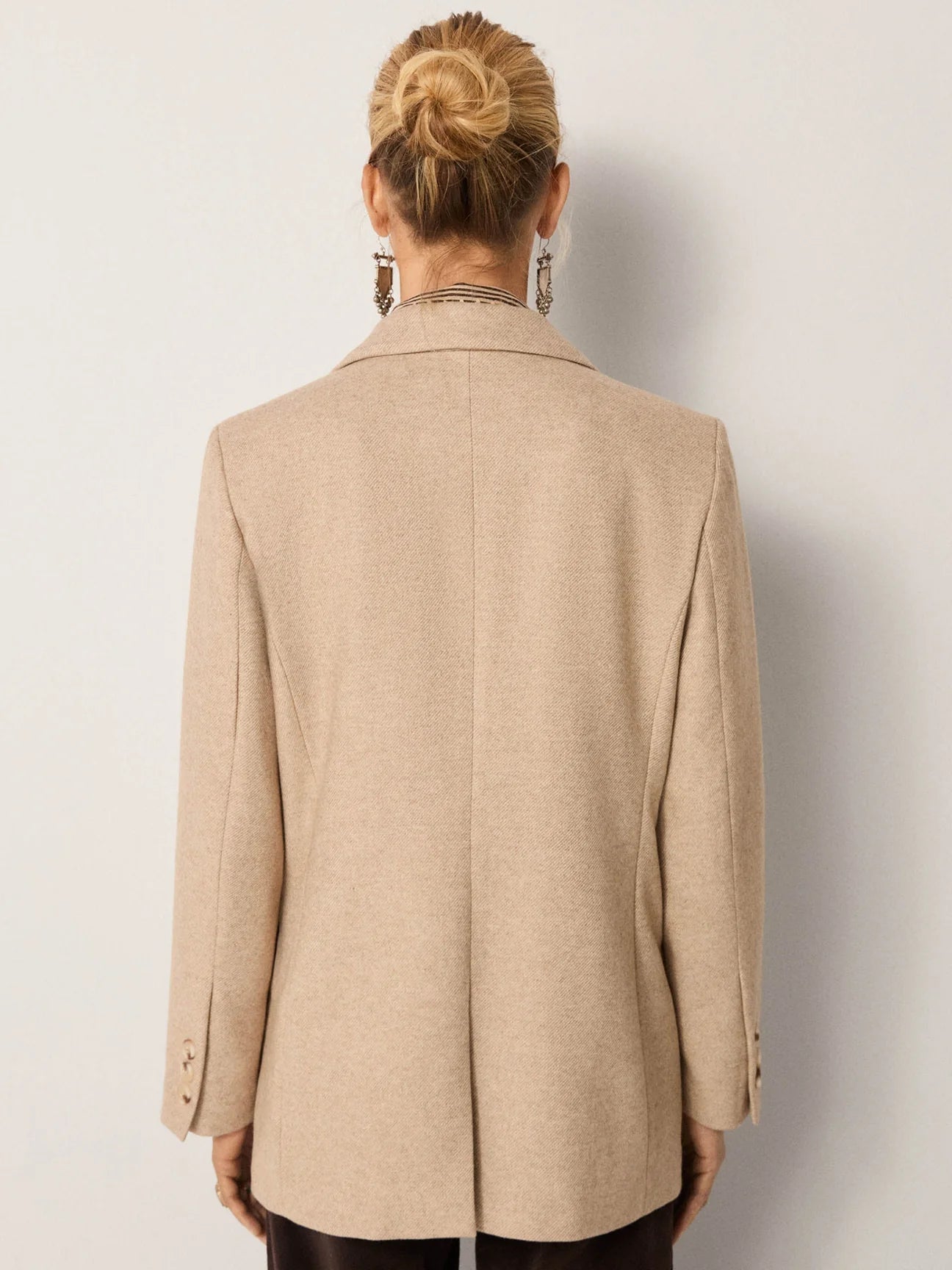 beige_blazer_from_maison_hotel